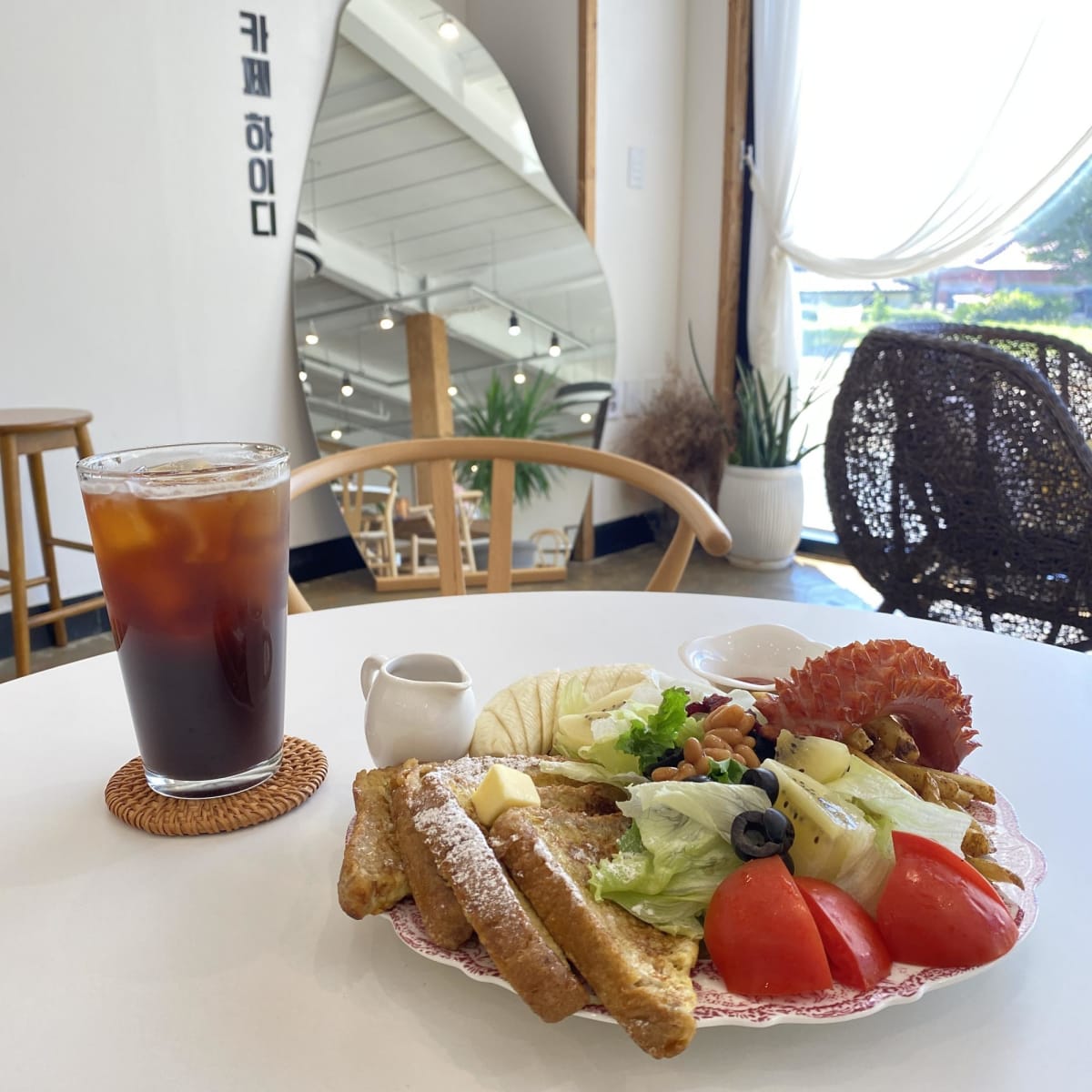 궁평항 감성 카페 공간 대여의 특별한 매력